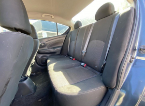 Nissan Versa SV