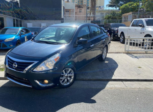 Nissan Versa SV