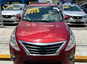 Nissan Versa SV