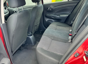 Nissan Versa SV