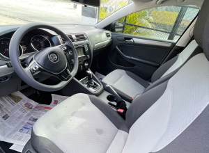Volkswagen Jetta Básico