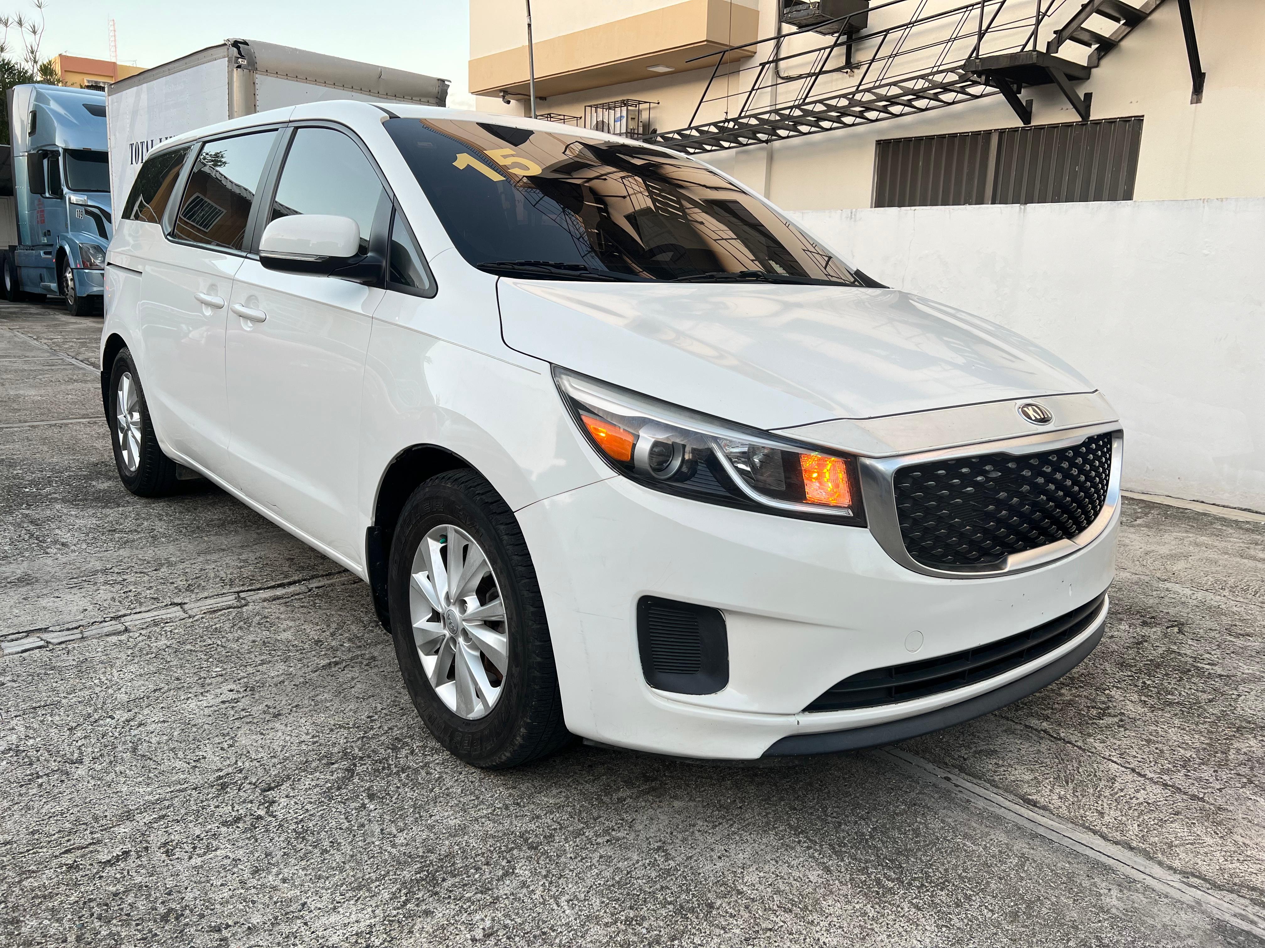 kia sedona 2015