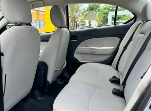 Mitsubishi Mirage Básico