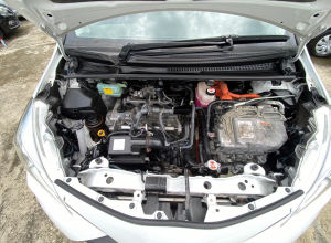 Toyota Vitz Básico
