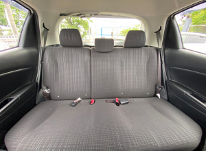 Toyota Vitz Básico