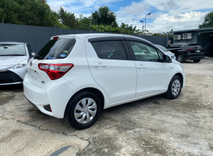 Toyota Vitz Básico
