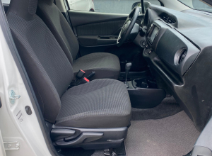 Toyota Vitz Básico
