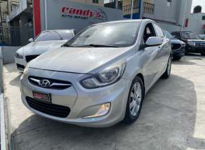 Hyundai Accent Básico