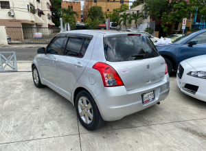 Suzuki Swift Básico