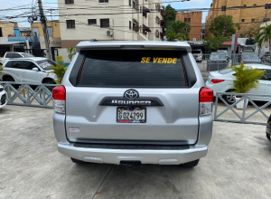 Toyota 4Runner SR5