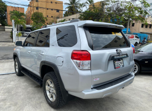 Toyota 4Runner SR5