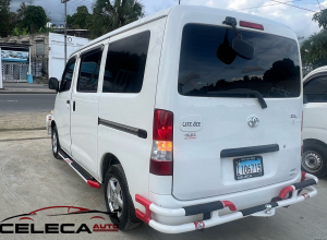 Toyota Town Ace Basico