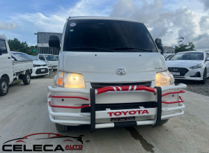 Toyota Town Ace Basico