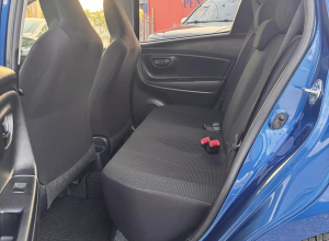 Toyota Vitz Básico