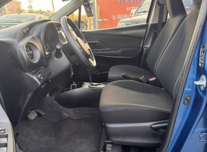 Toyota Vitz Básico
