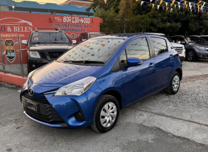 Toyota Vitz Básico