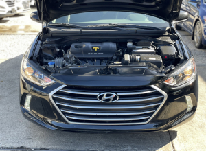 Hyundai Elantra SE