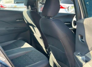 Nissan Kicks SV