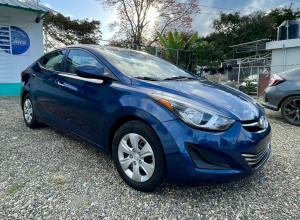 Hyundai Elantra SE