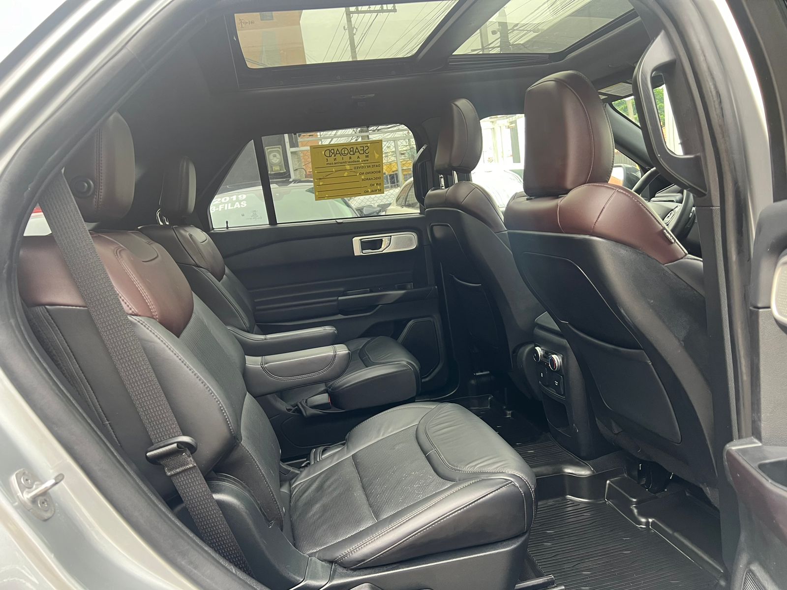 Ford Explorer Platinum