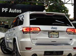 Jeep Grand Cherokee Overland