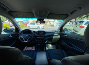 Hyundai Tucson SE