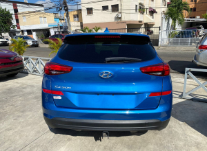 Hyundai Tucson SE
