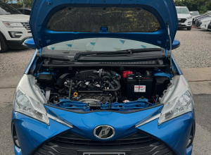 Toyota Vitz Básico