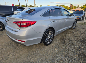 Hyundai Sonata LF