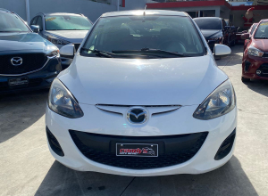 Mazda Demio Básico