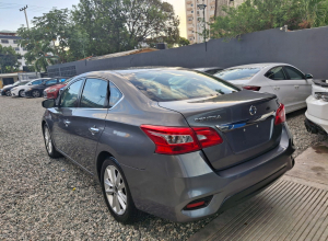 Nissan Sentra S