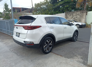 Kia Sportage LX