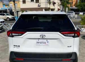 Toyota RAV4 XLE
