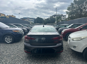Hyundai Elantra SEL