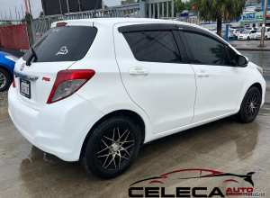 Toyota Vitz Básico