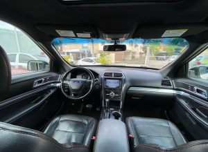 Ford Explorer Sport