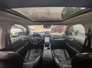 Ford Edge Titanium