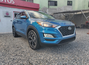 Hyundai Tucson SE