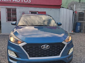 Hyundai Tucson SE