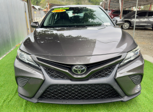 Toyota Camry XLE