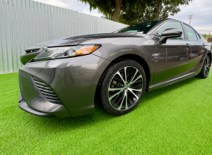 Toyota Camry XLE
