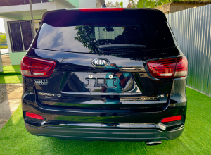 Kia Sorento LX