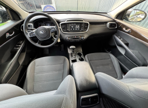 Kia Sorento LX