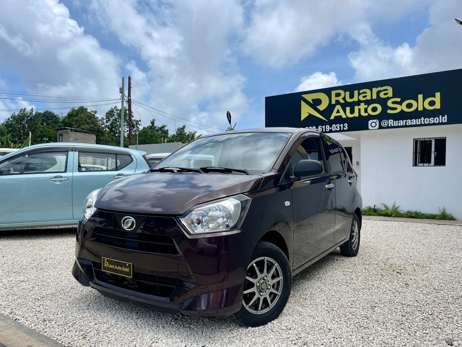 Daihatsu Mira Básico