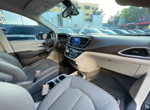 Chrysler Pacifica Básico