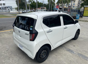 Daihatsu Mira Básico