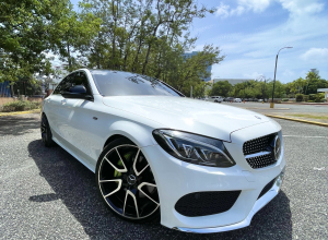 Mercedes-Benz Clase C 300