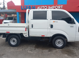 Kia K2700 Básico