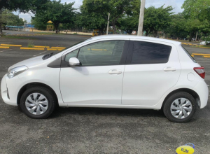 Toyota Vitz Básico