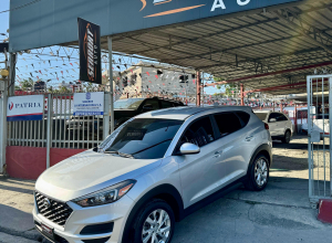 Hyundai Tucson SE